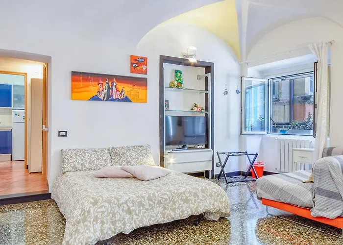 1 Bedroom Stunning In 아파트 제노바