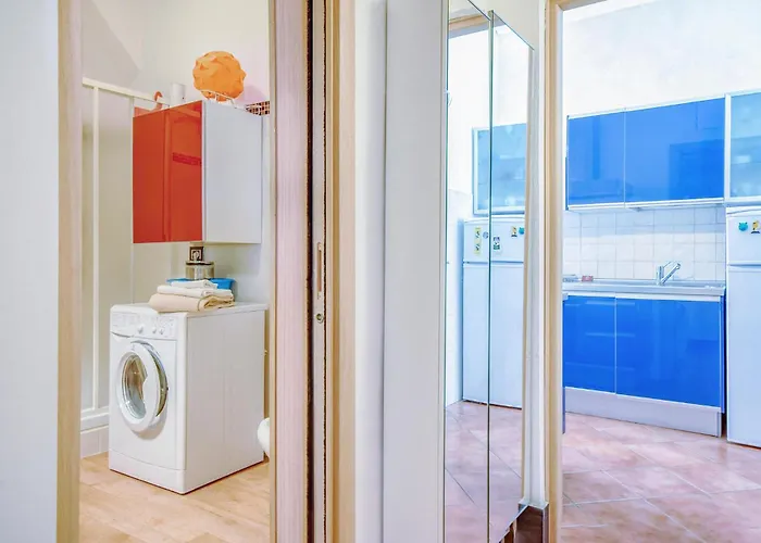 1 Bedroom Stunning In Γένοβα