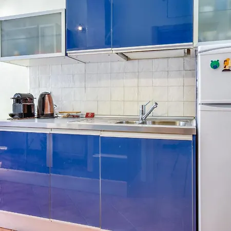 Cozy In With Kitchen Genoa